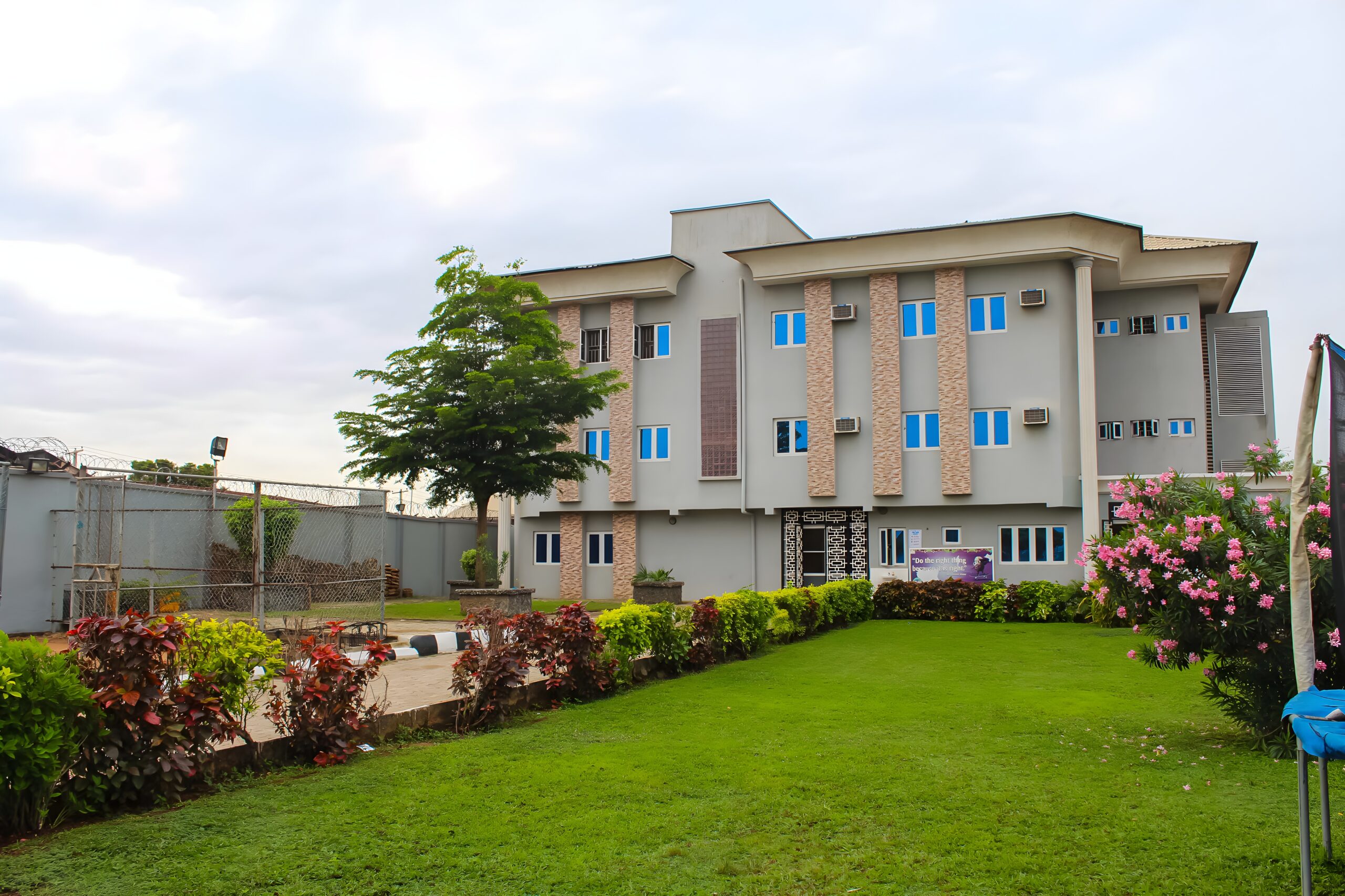 Reviews: Legacy Schools, Akowonjo, Lagos